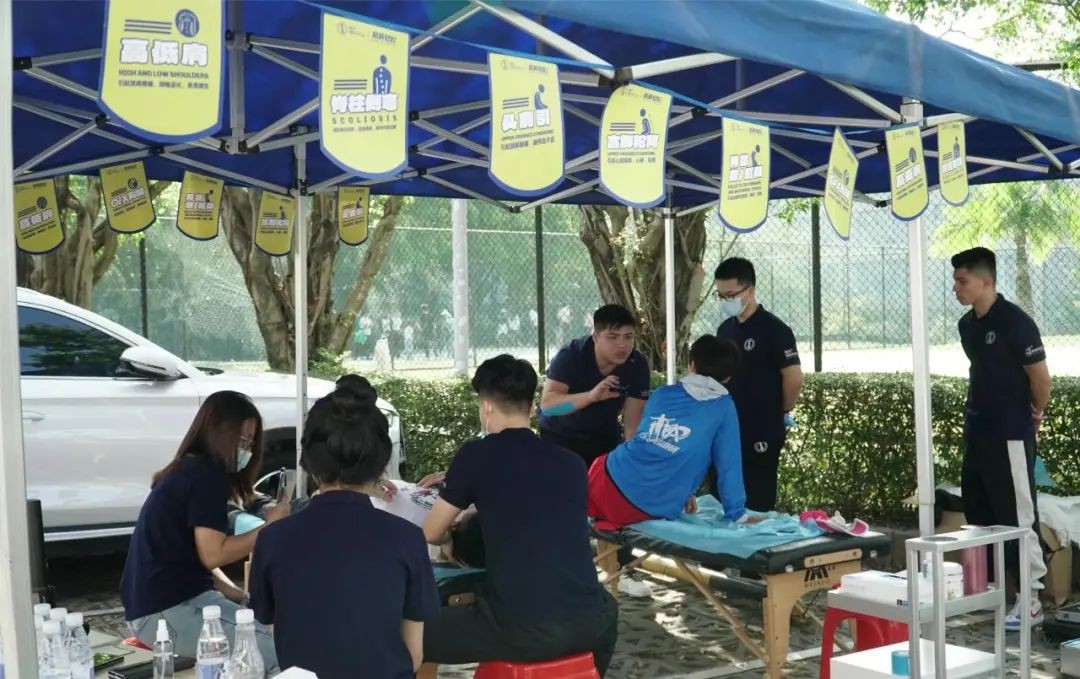 脊地助力第二十一届深圳律师“华商杯”运动会网球赛，为网球运动者保驾护航