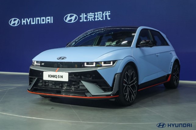8、现代汽车N品牌首款量产高性能电动车IONIQ 5 N即将在6月开启预售.jpg